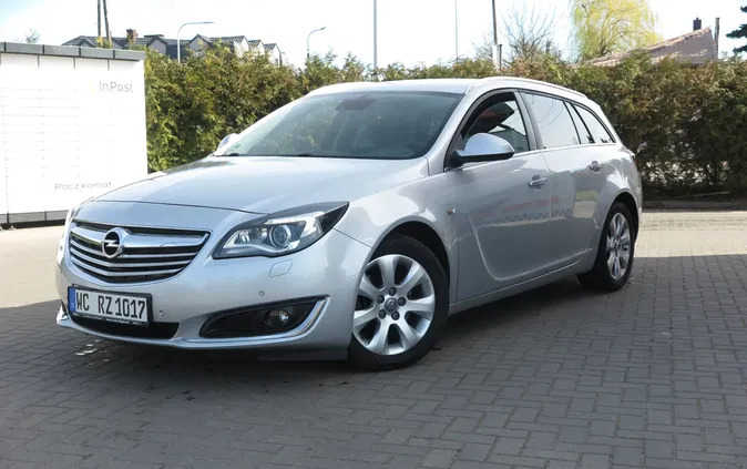 łódzkie Opel Insignia cena 31990 przebieg: 200000, rok produkcji 2013 z Stary Sącz